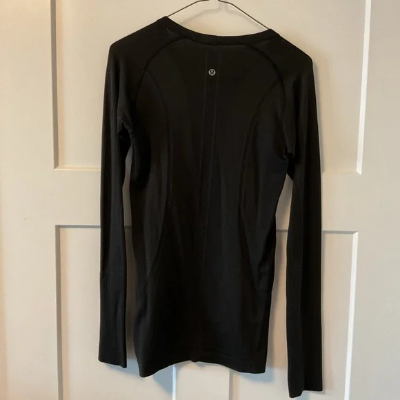lululemon athletica Black swiftly tech long sleeve - Picture 2 of 4